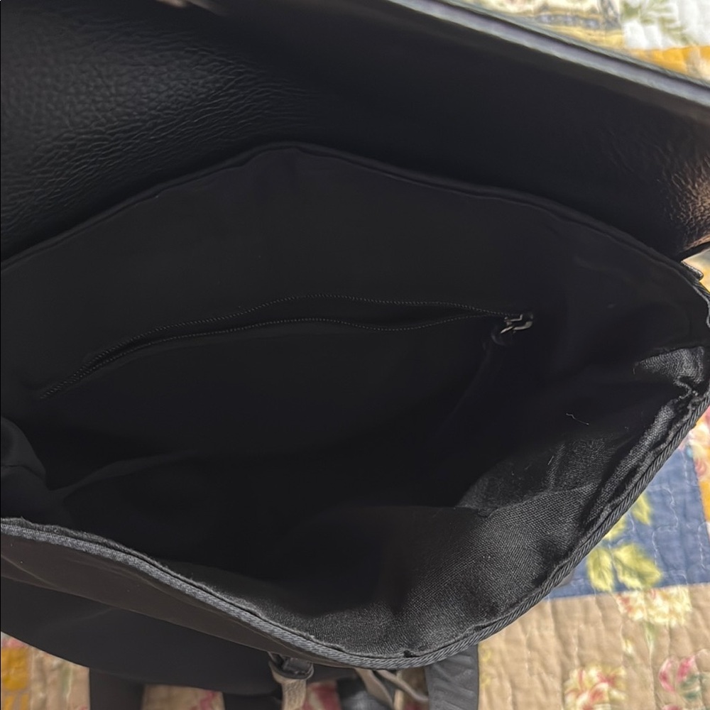 Botkier New York Trigger Backpack - Picture 5 of 9